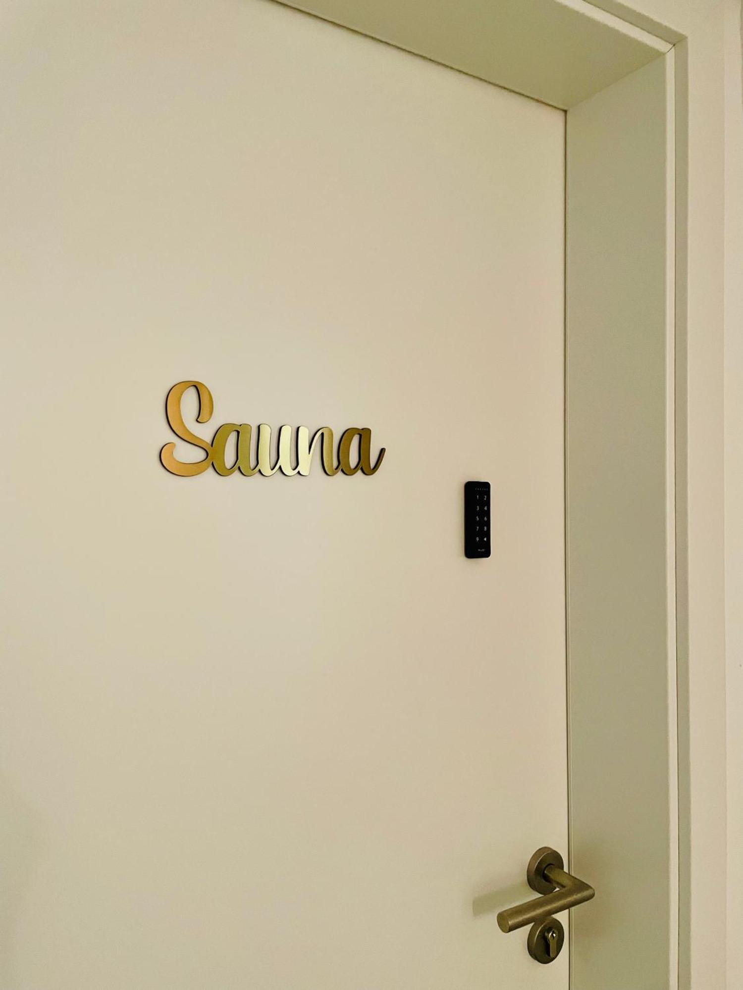 Oase Am See L 2 Sz L Familien Und Hundefreundlich L Sauna I E-Ladesaeule เมอเนอเซ ภายนอก รูปภาพ